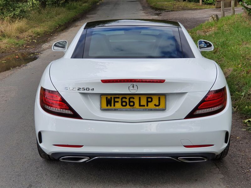 MERCEDES-BENZ SLC