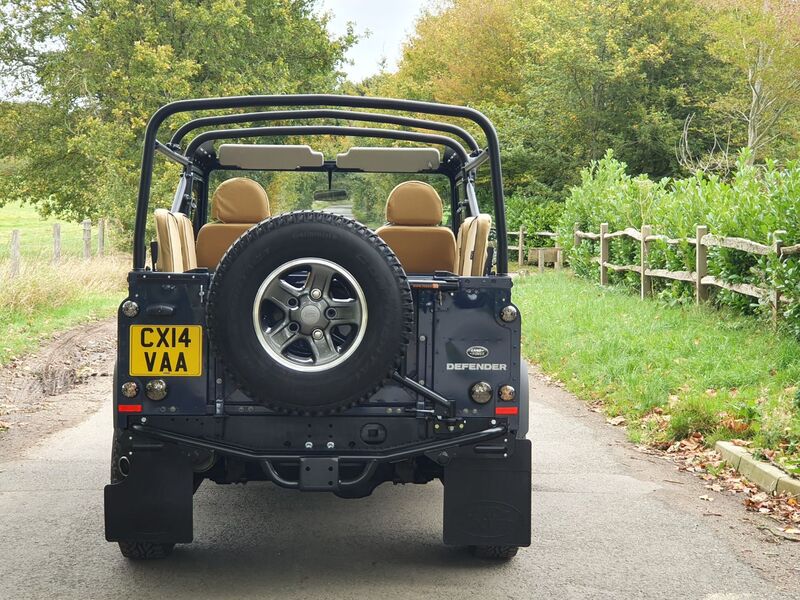 LAND ROVER DEFENDER