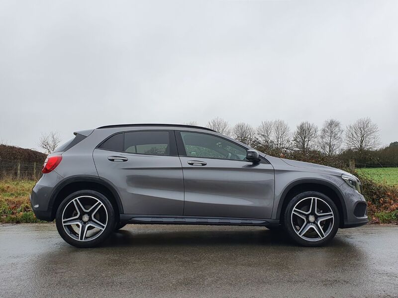 MERCEDES-BENZ GLA CLASS