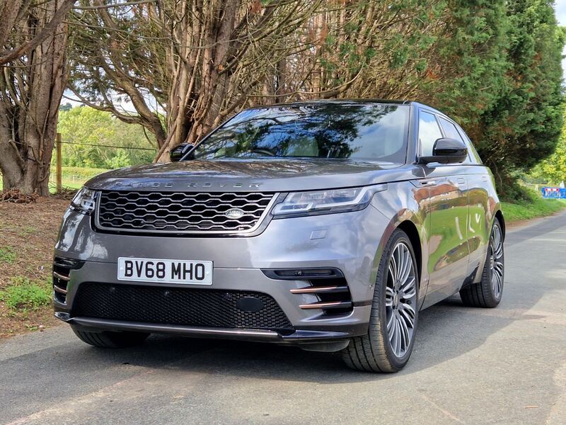 LAND ROVER RANGE ROVER VELAR